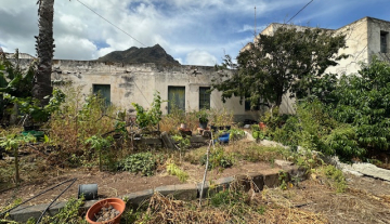 House with land in Punta del Hidalgo